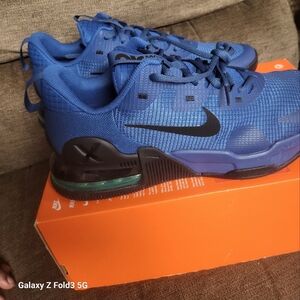 New men's Nike Air max Alpha Trainers Size 11. New In box no top never worn